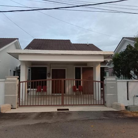 Friendly Homestay Malacca Exteriör bild
