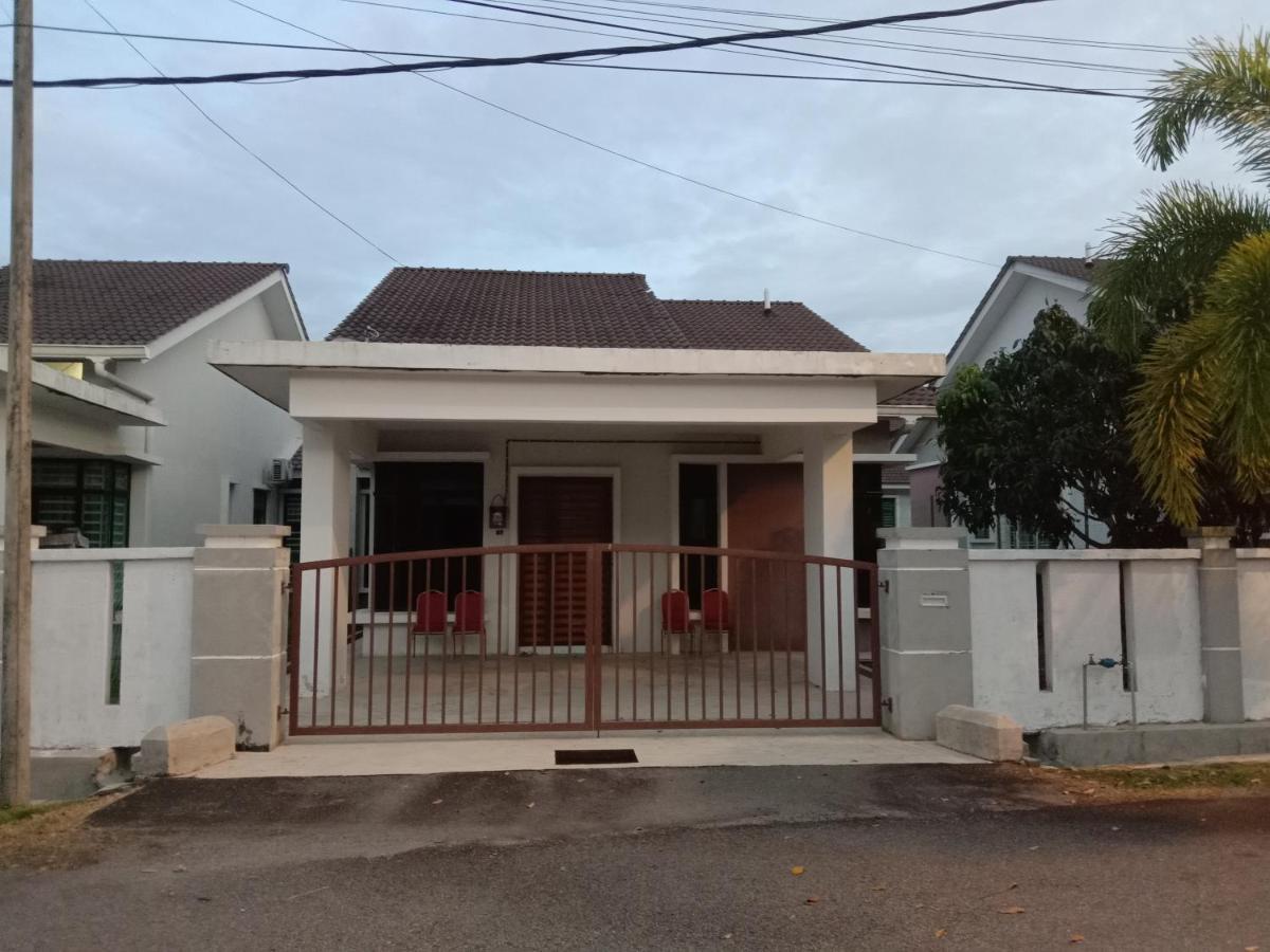 Friendly Homestay Malacca Exteriör bild